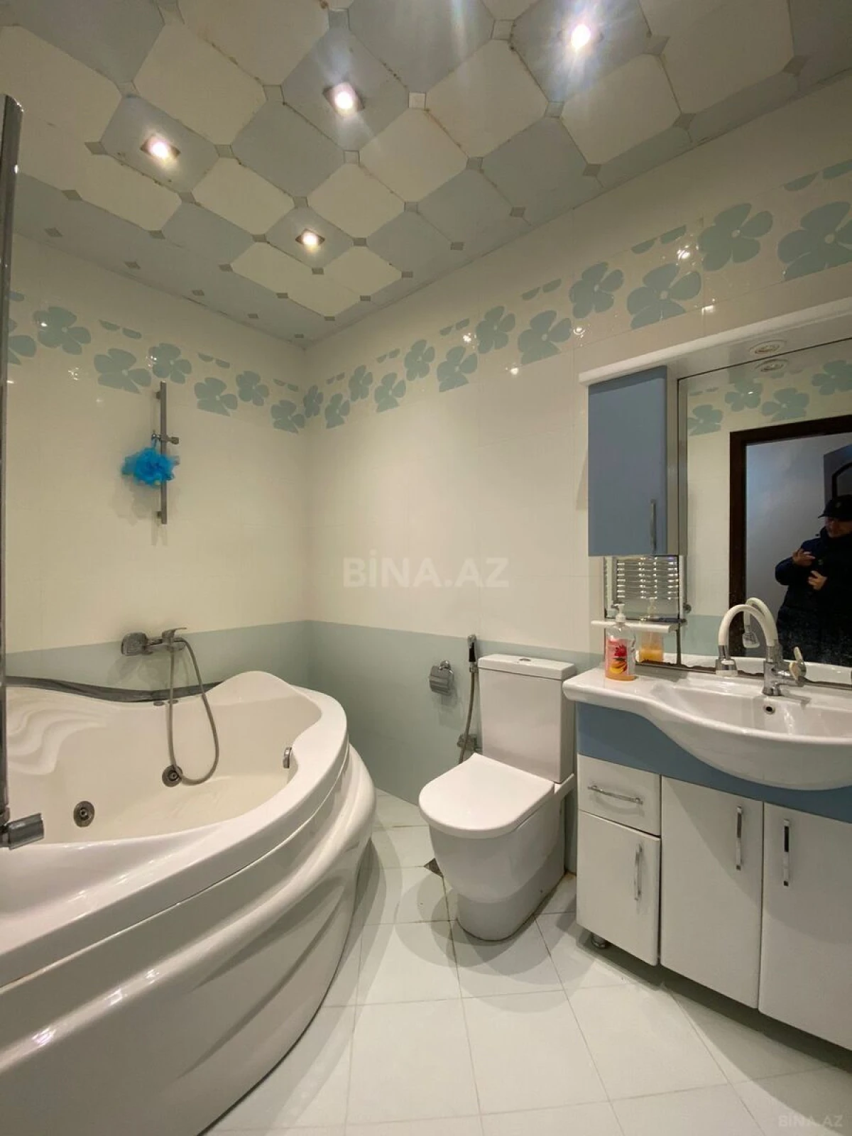 Satılır 3 otaqlı mənzil 115 m²