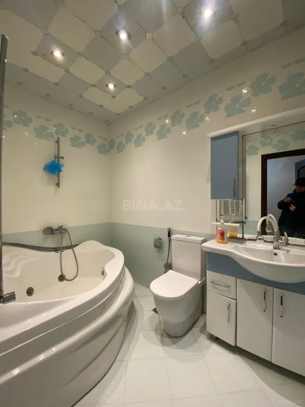 Satılır 3 otaqlı mənzil 115 m²