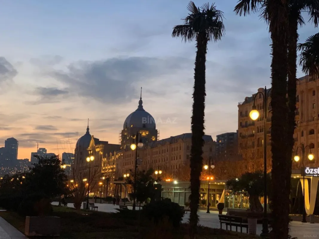 Satılır 3 otaqlı mənzil 115 m²