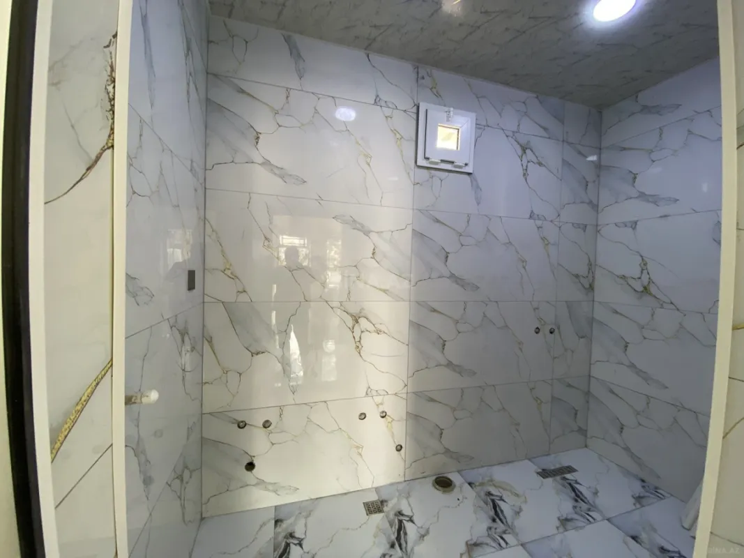 Satılır 4 otaqlı həyət evi 140 m²