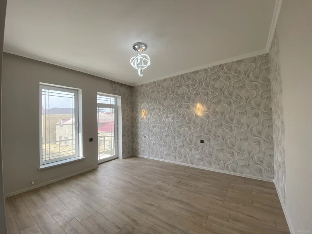 Satılır 4 otaqlı həyət evi 140 m²
