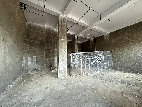 Kirayə verilir obyekt 120 m²