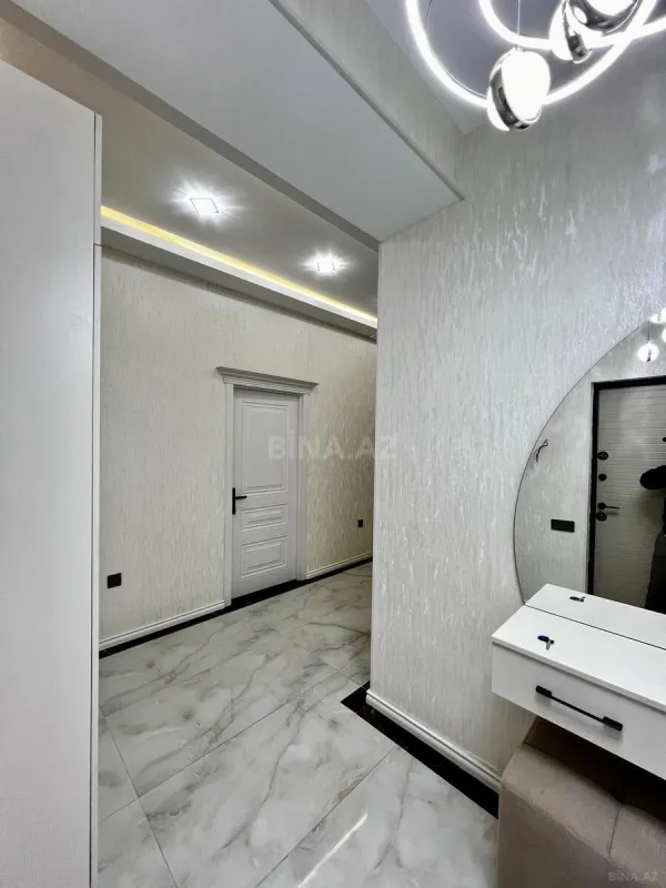 Satılır 2 otaqlı mənzil 87 m²