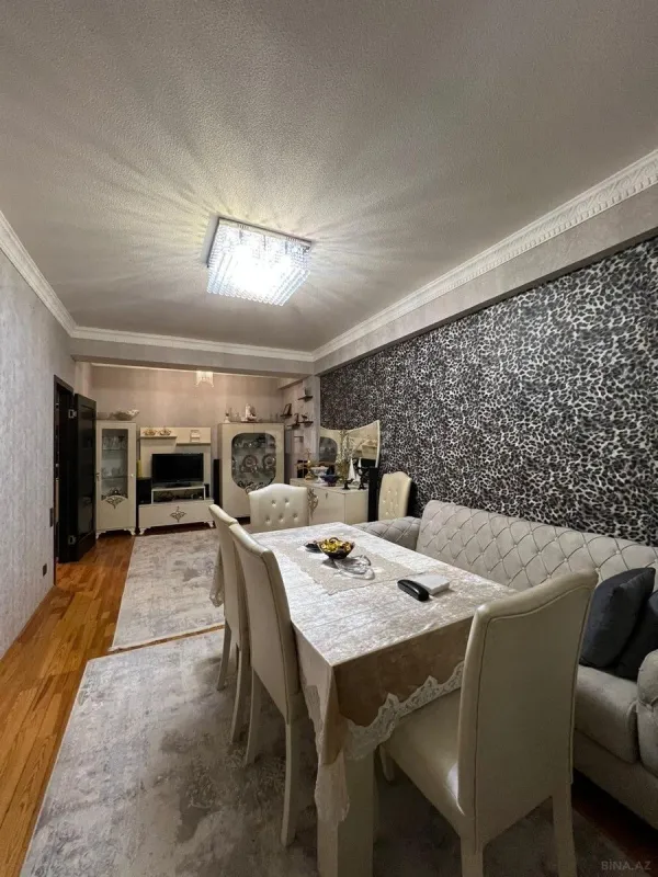 Satılır 2 otaqlı mənzil 55 m²