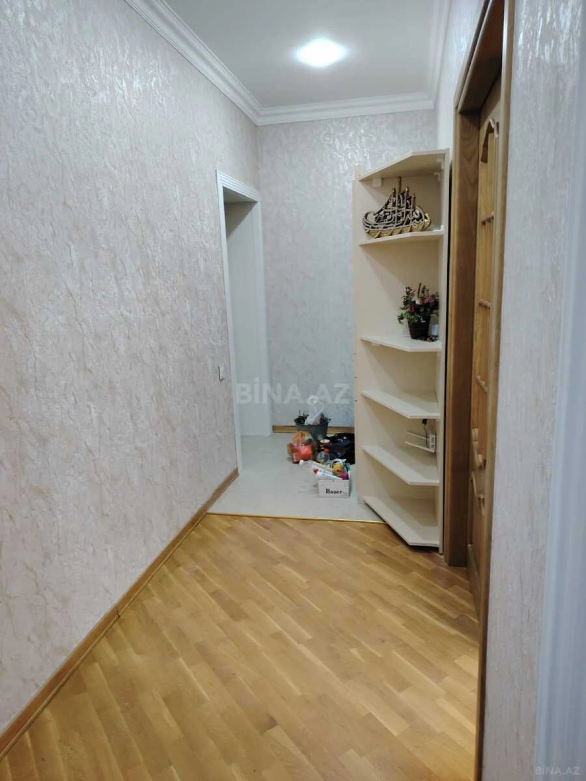 Kirayə verilir 2 otaqlı mənzil 95 m²