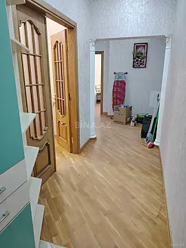 Kirayə verilir 2 otaqlı mənzil 95 m²