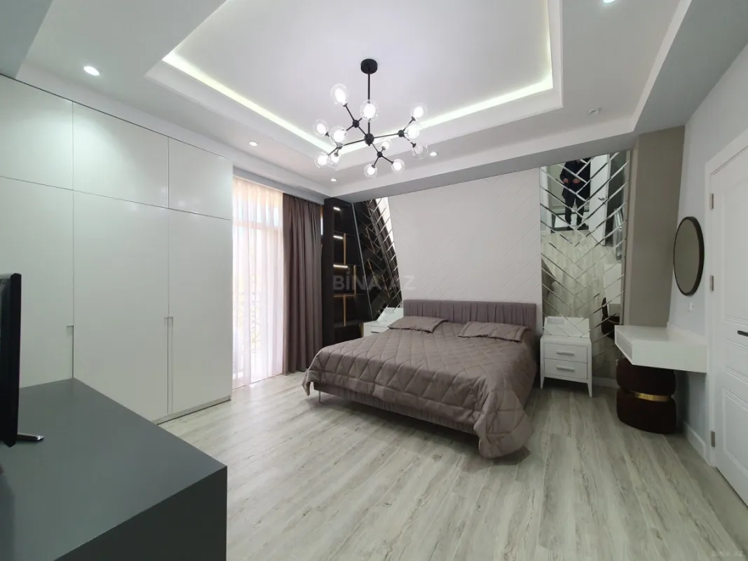 Kirayə verilir 3 otaqlı mənzil 124 m²
