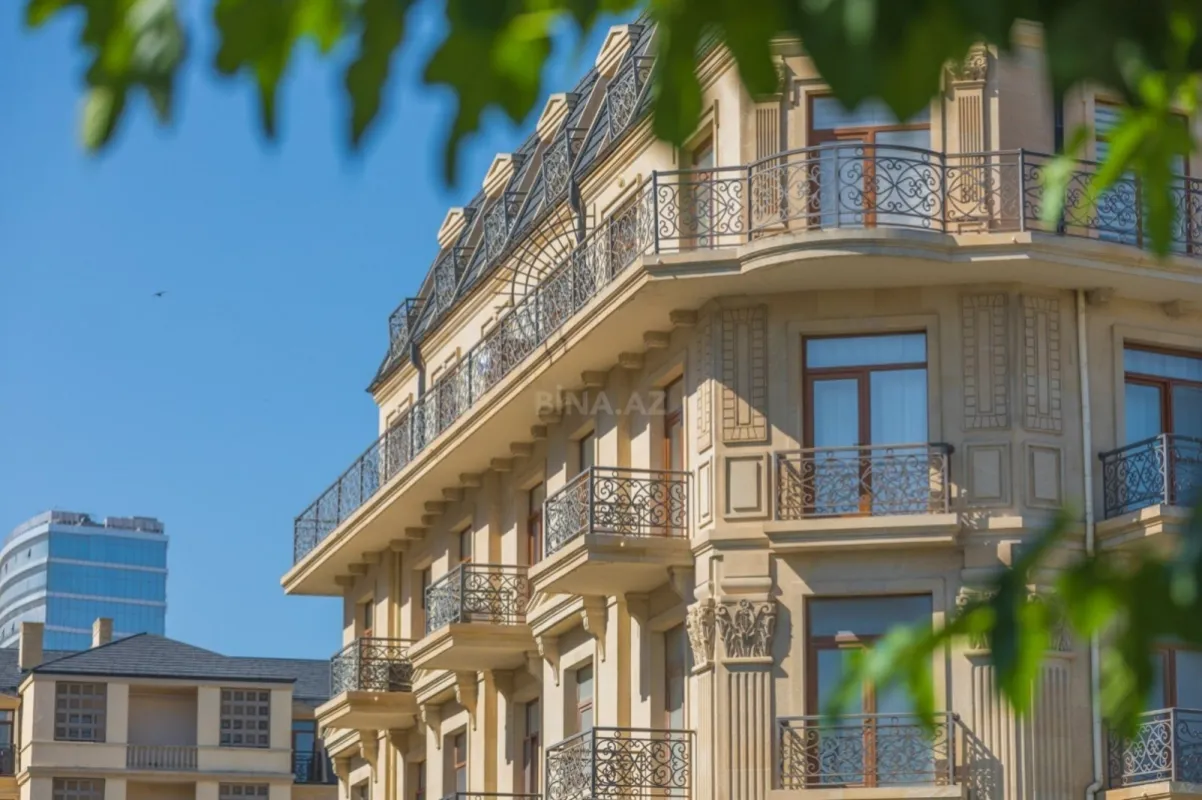 Kirayə verilir 3 otaqlı mənzil 124 m²