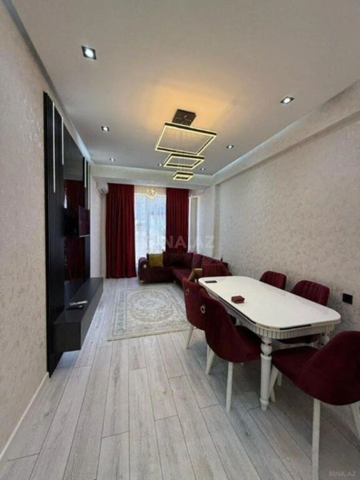 Kirayə verilir 2 otaqlı mənzil 60 m²