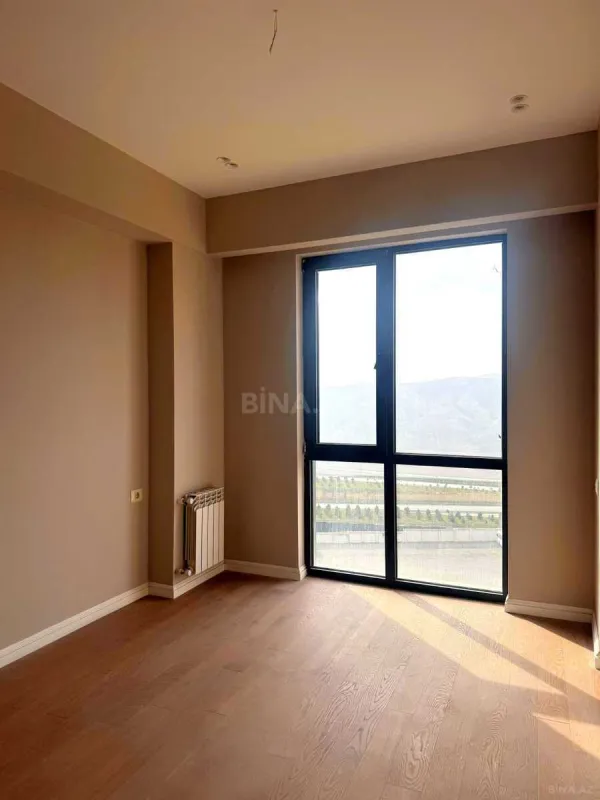 Satılır 3 otaqlı mənzil 75.5 m²