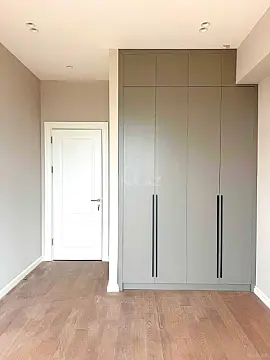 Satılır 3 otaqlı mənzil 75.5 m²