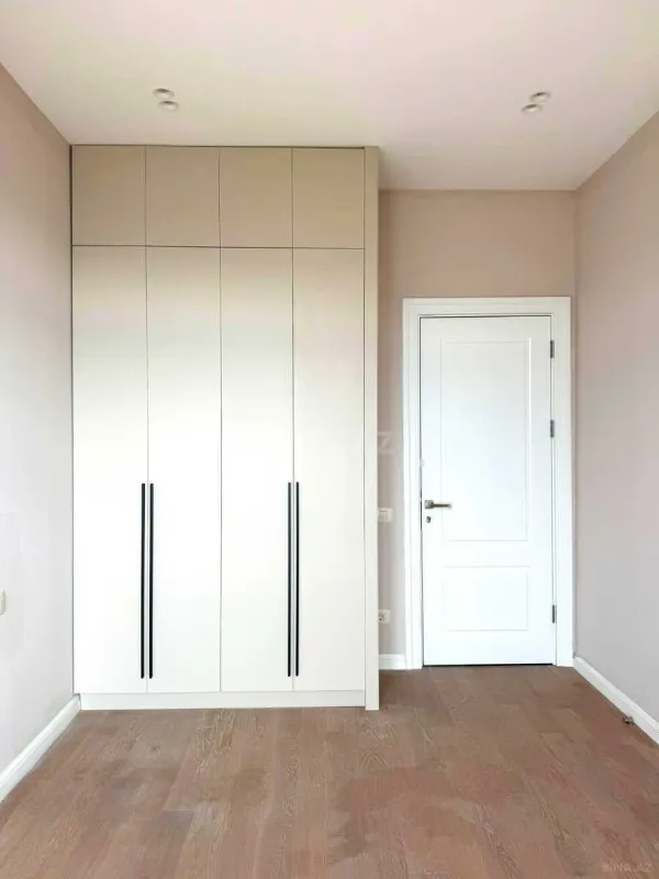 Satılır 3 otaqlı mənzil 75.5 m²