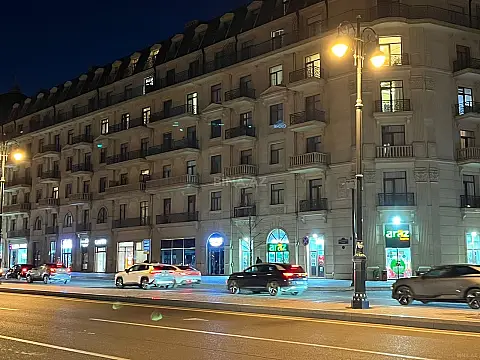 Kirayə verilir 2 otaqlı mənzil 72 m²