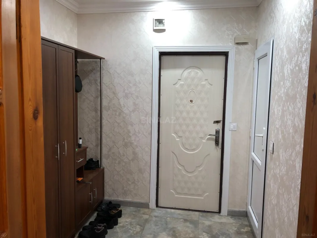 Satılır 4 otaqlı mənzil 75 m²