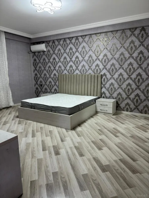Satılır 3 otaqlı mənzil 105 m²