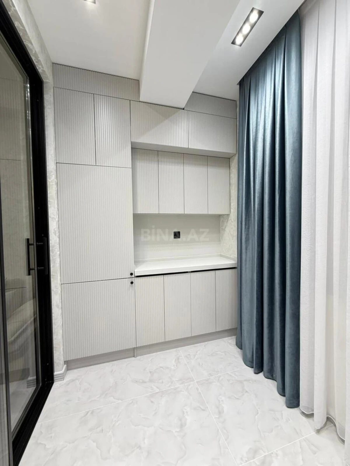 Satılır 2 otaqlı mənzil 52 m²