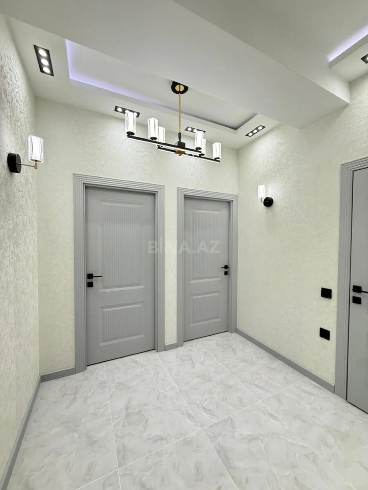 Satılır 2 otaqlı mənzil 52 m²