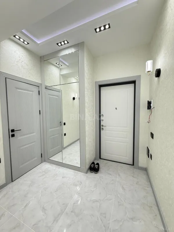 Satılır 2 otaqlı mənzil 52 m²