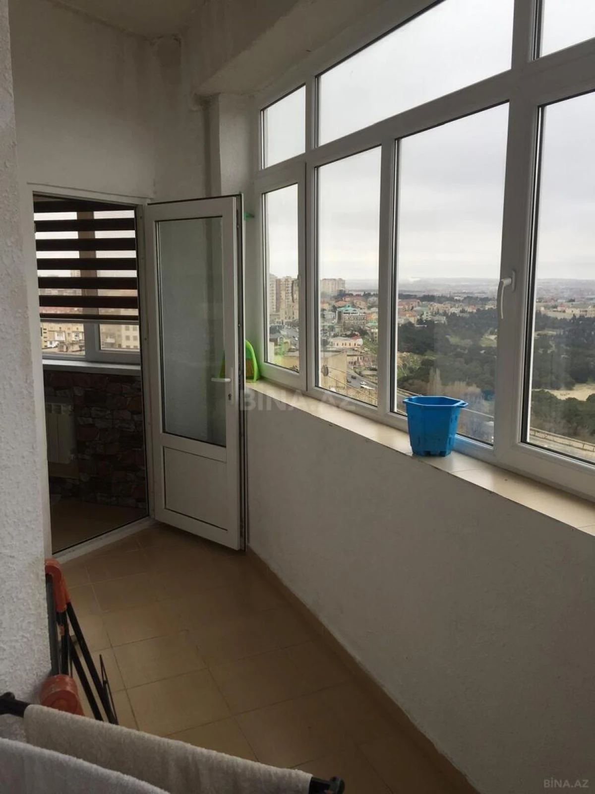 Satılır 3 otaqlı mənzil 109 m²