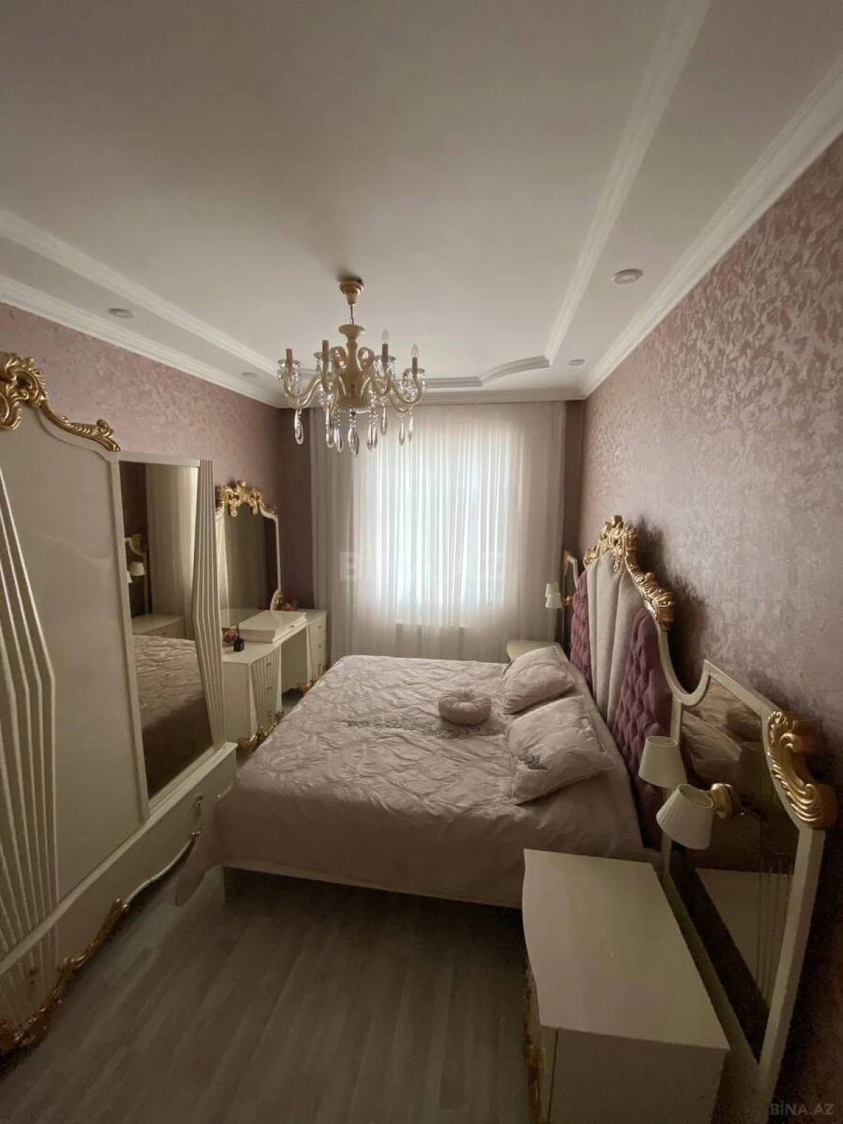 Satılır 3 otaqlı mənzil 90 m²