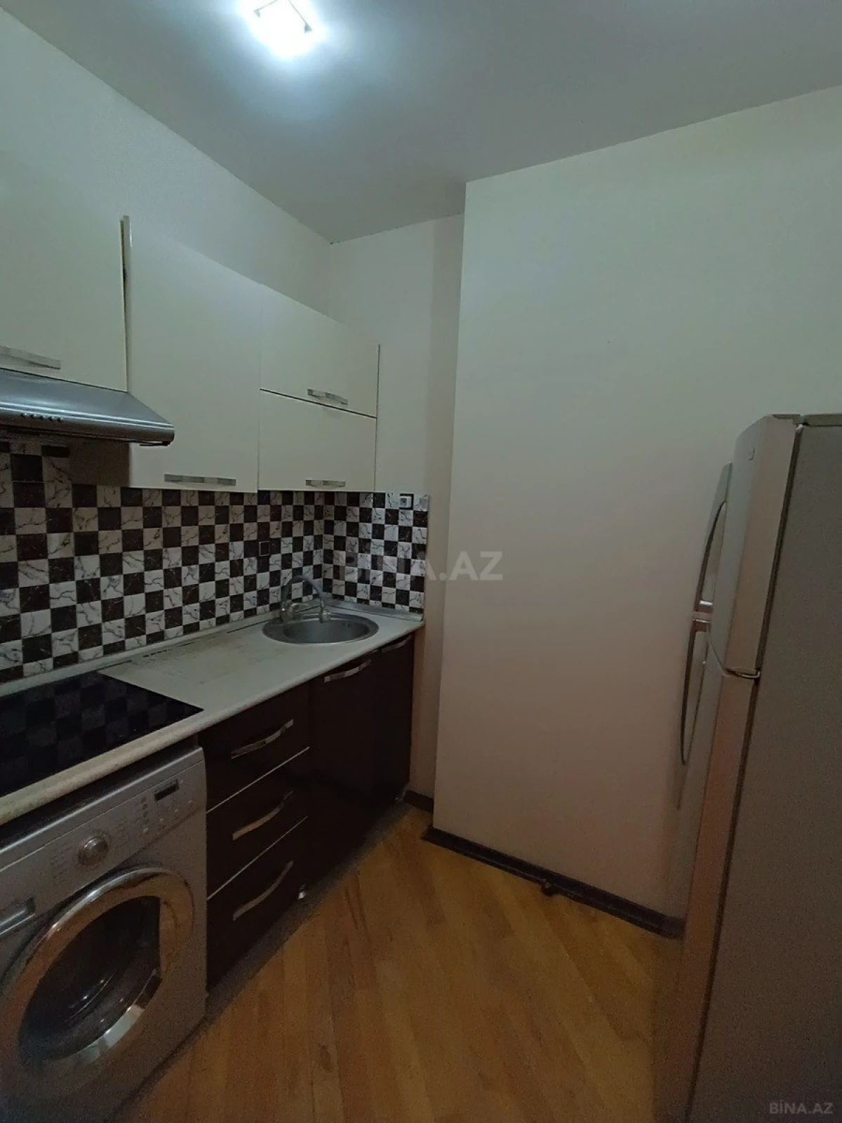 Kirayə verilir 3 otaqlı mənzil 77 m²