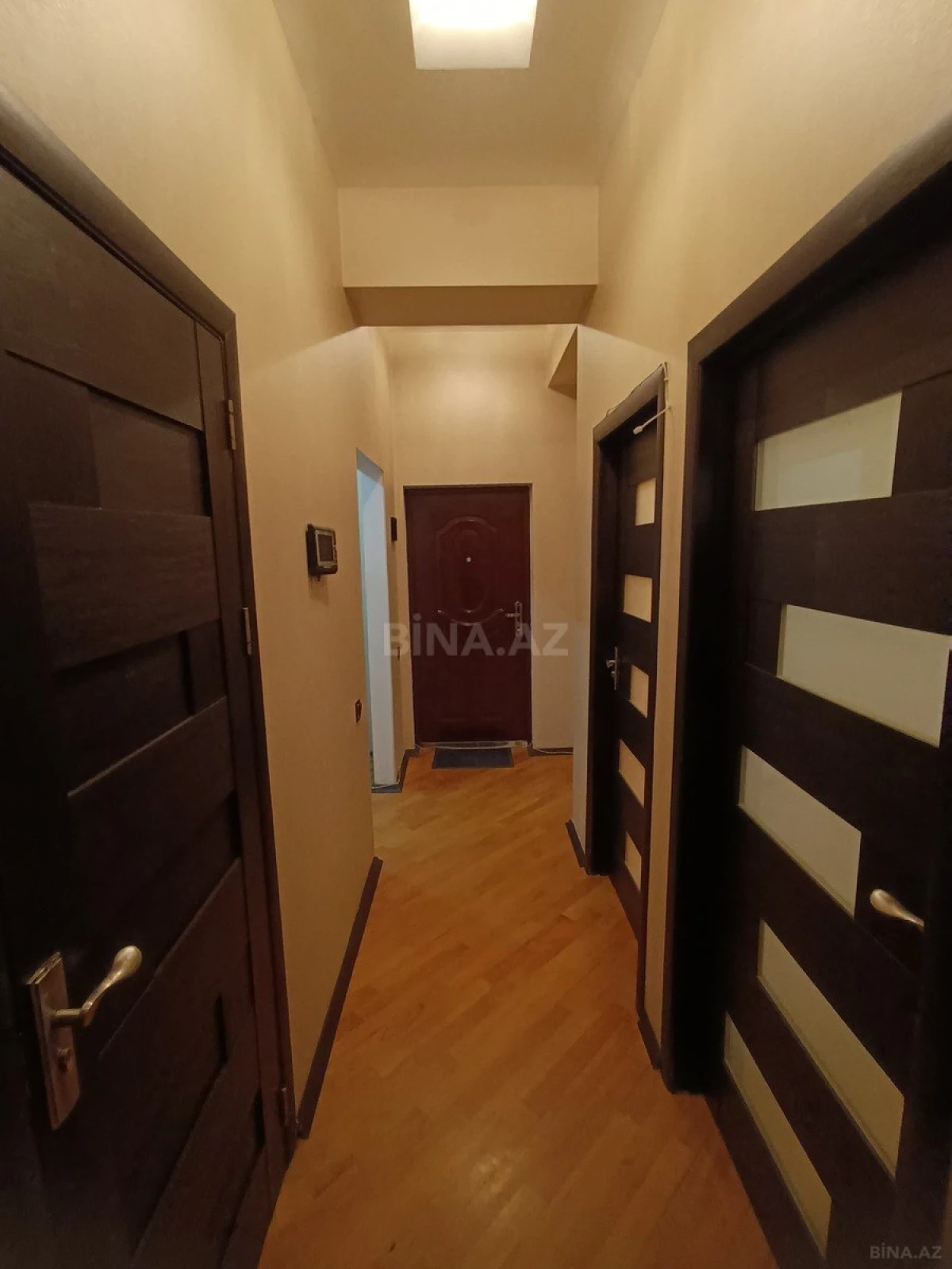 Kirayə verilir 3 otaqlı mənzil 77 m²