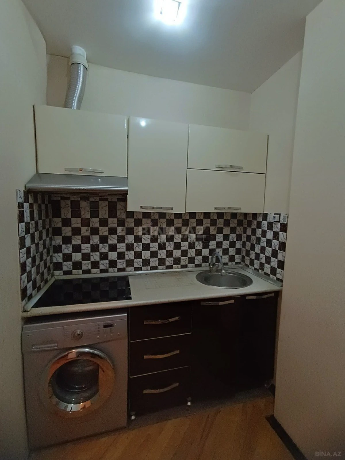 Kirayə verilir 3 otaqlı mənzil 77 m²