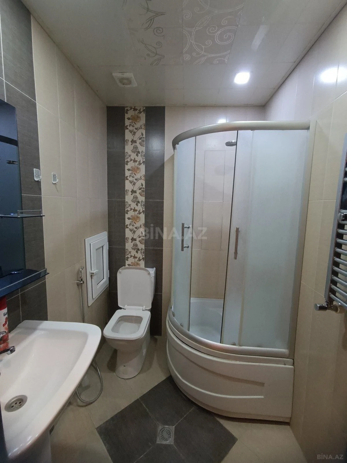 Kirayə verilir 3 otaqlı mənzil 77 m²