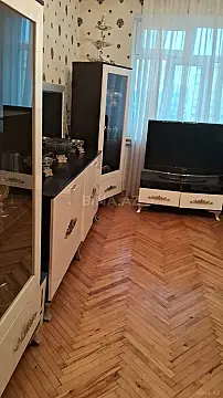 Satılır 4 otaqlı mənzil 100 m²