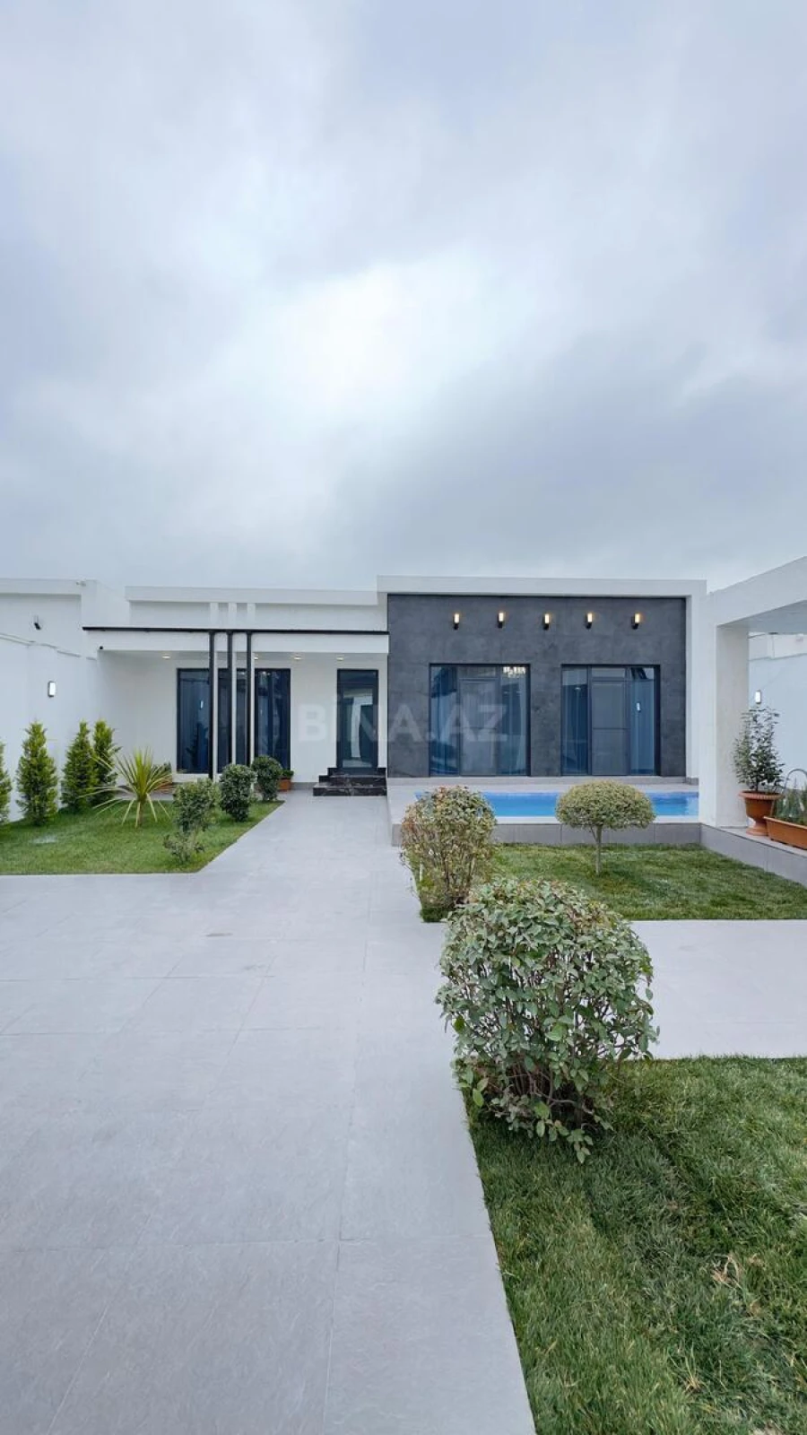 Satılır 4 otaqlı həyət evi 170 m²