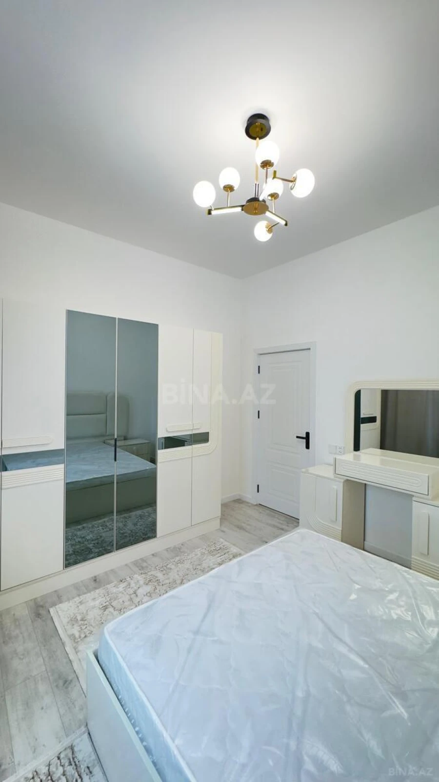 Satılır 4 otaqlı həyət evi 170 m²