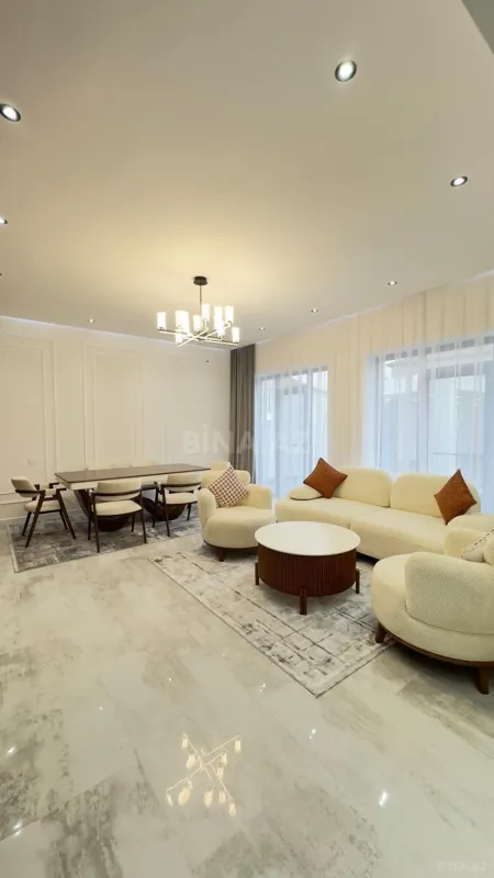 Satılır 4 otaqlı həyət evi 170 m²