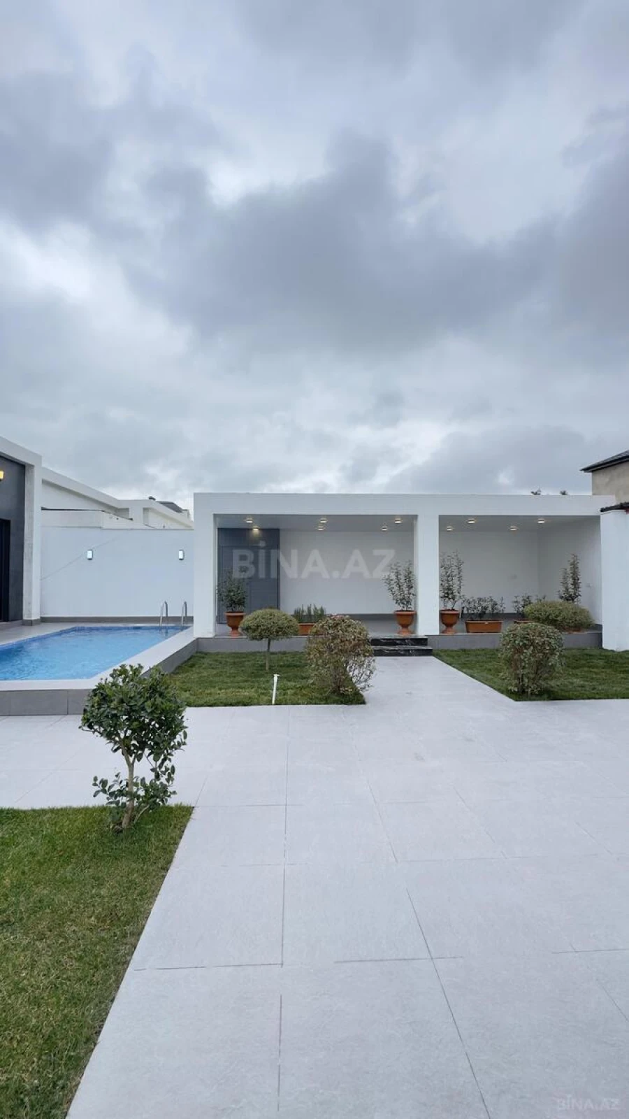 Satılır 4 otaqlı həyət evi 170 m²