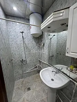 Kirayə verilir 2 otaqlı mənzil 56 m²