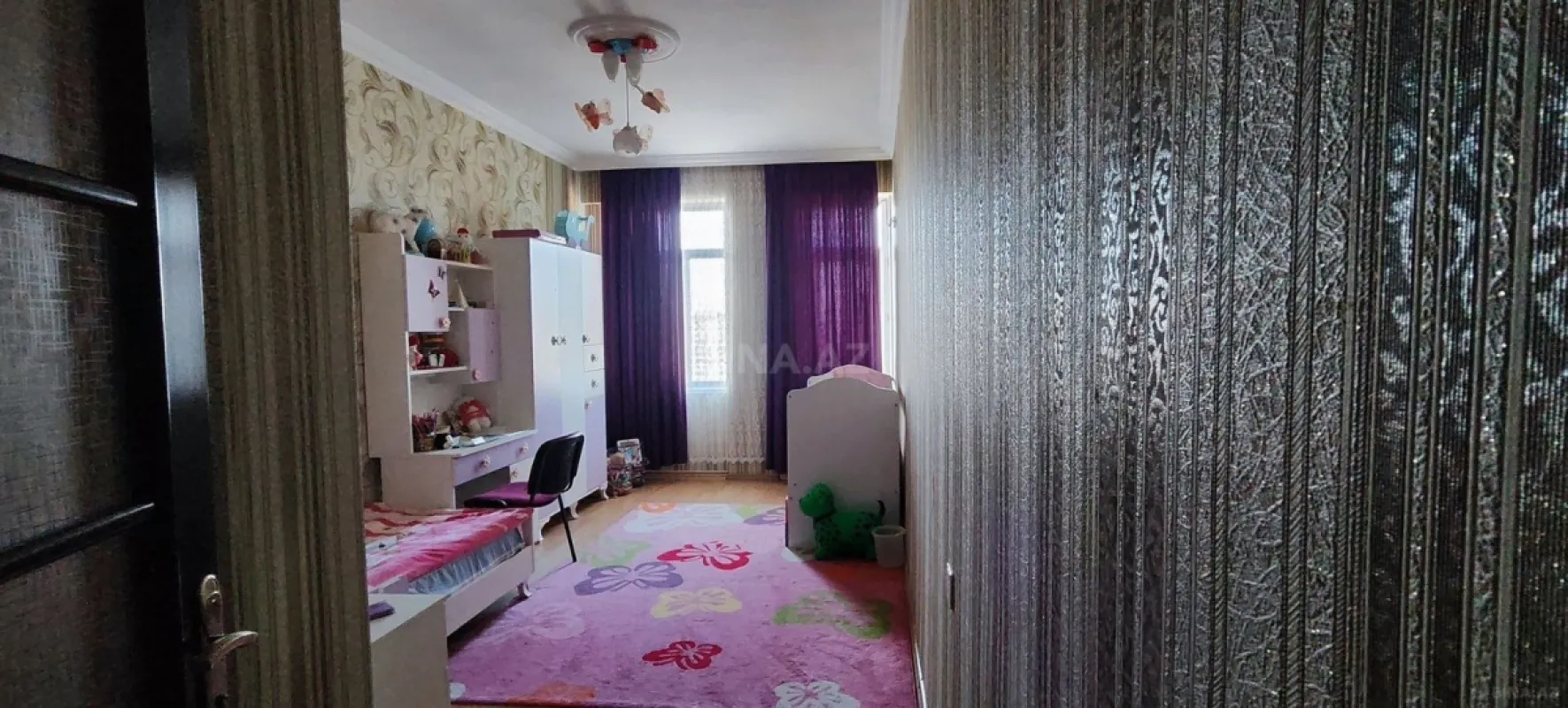 Satılır 4 otaqlı mənzil 128 m²