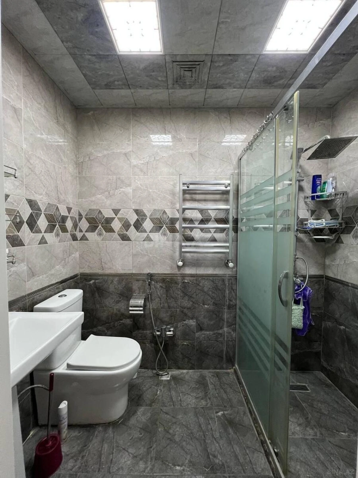 Satılır 2 otaqlı mənzil 60 m²