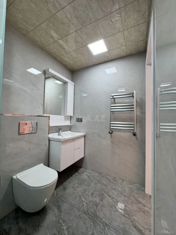 Satılır 3 otaqlı mənzil 105 m²