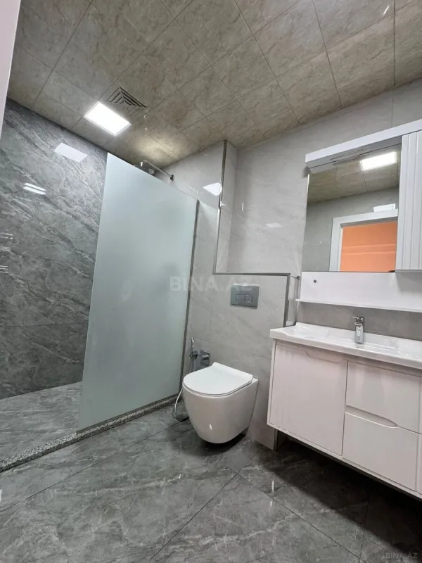 Satılır 3 otaqlı mənzil 105 m²