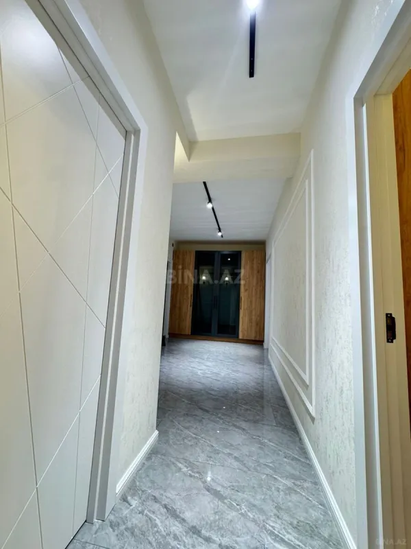 Satılır 3 otaqlı mənzil 105 m²