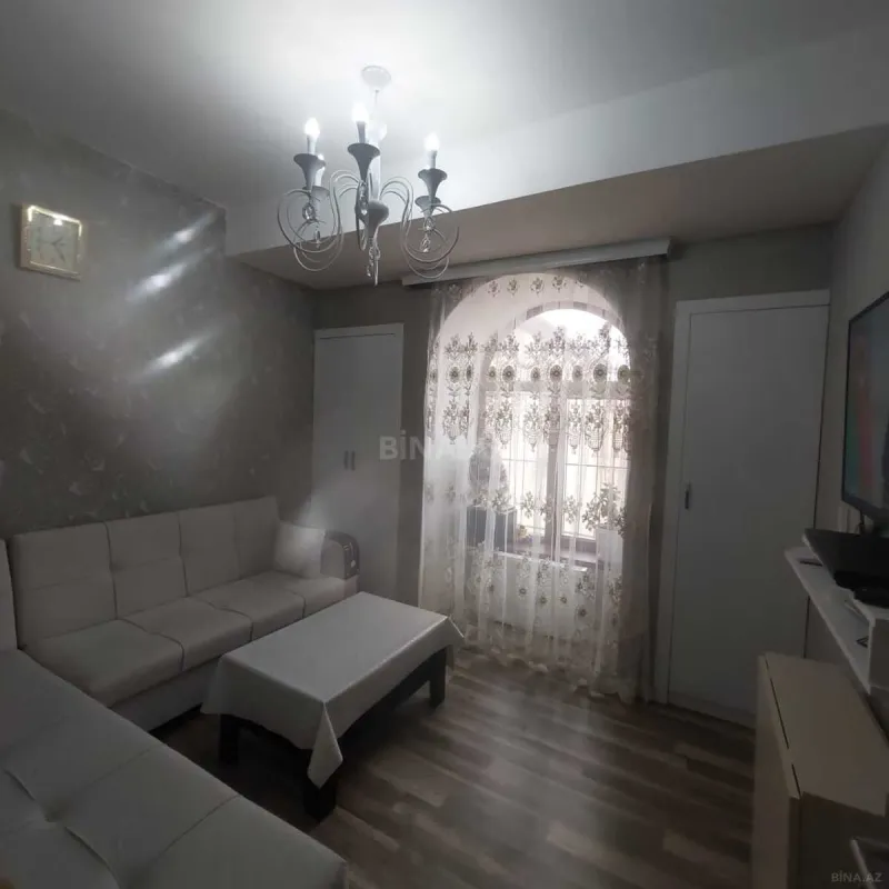 Satılır 2 otaqlı mənzil 50 m²