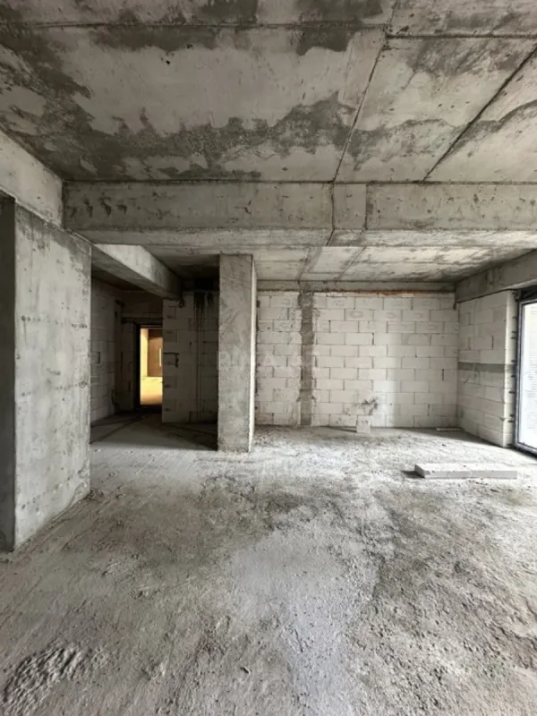 Satılır 3 otaqlı mənzil 127 m²
