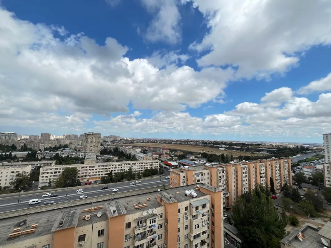 Satılır 2 otaqlı mənzil 68 m²