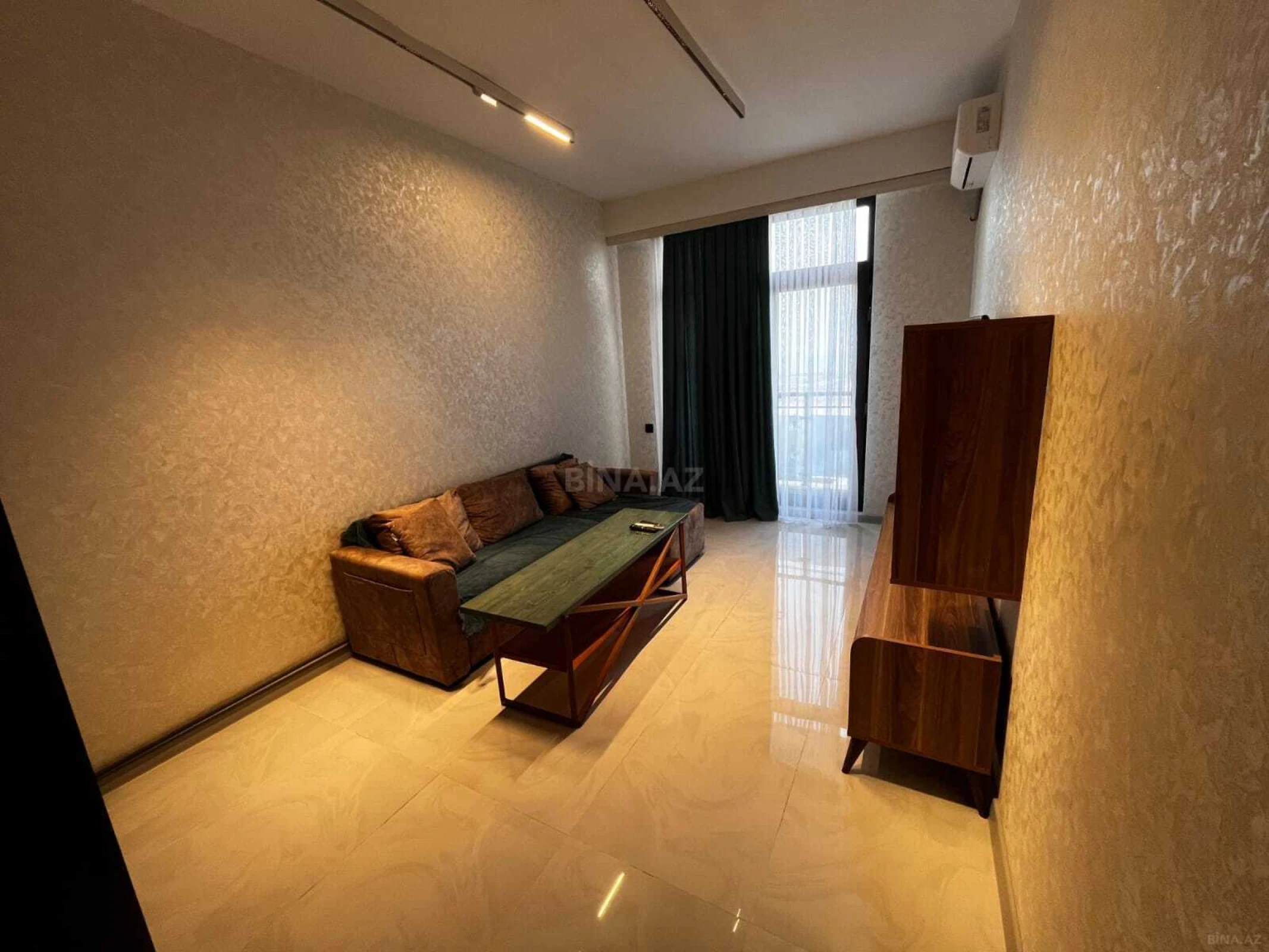 Kirayə verilir 2 otaqlı mənzil 60 m²