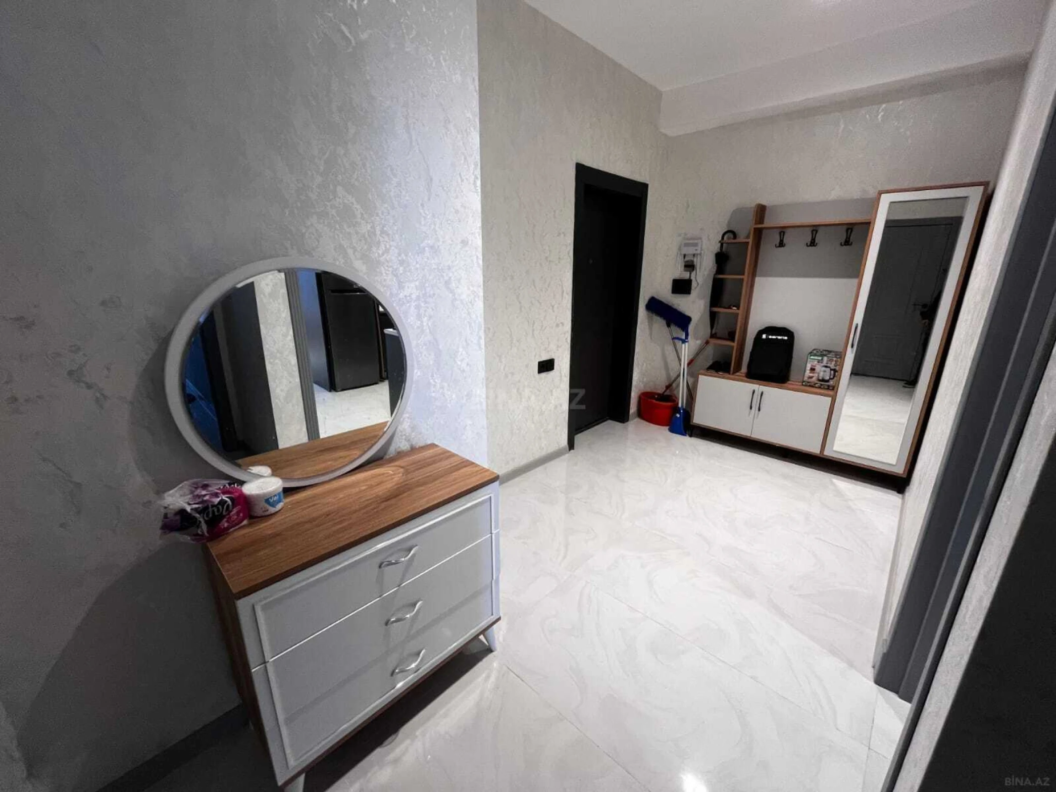 Kirayə verilir 2 otaqlı mənzil 60 m²
