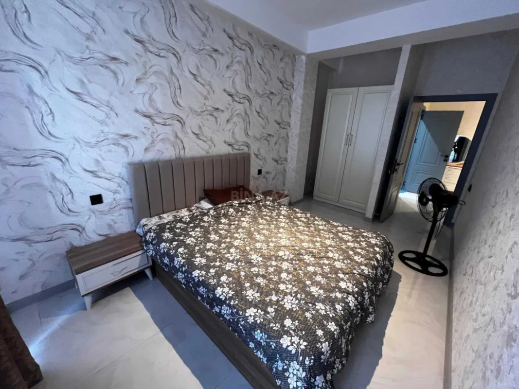 Kirayə verilir 2 otaqlı mənzil 60 m²