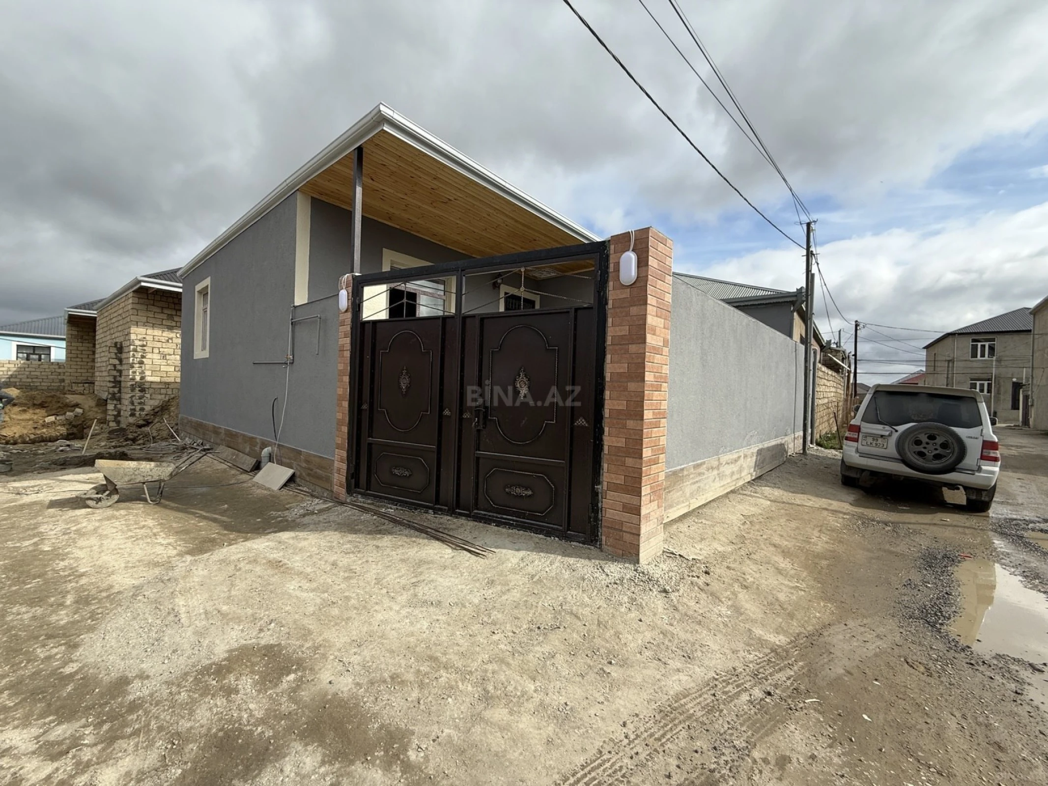 Satılır 3 otaqlı həyət evi 100 m²