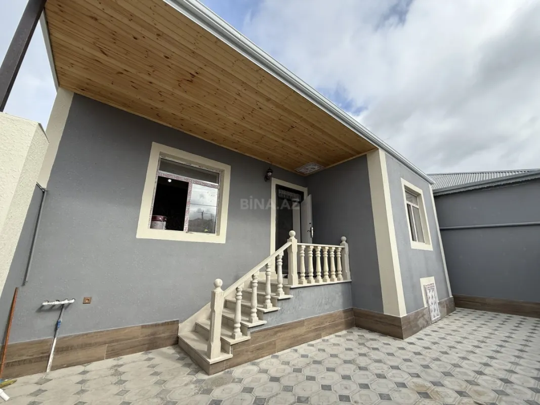 Satılır 3 otaqlı həyət evi 100 m²