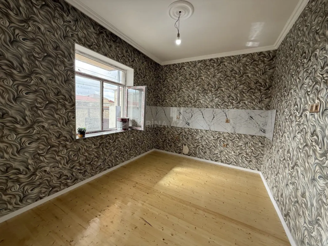 Satılır 3 otaqlı həyət evi 100 m²