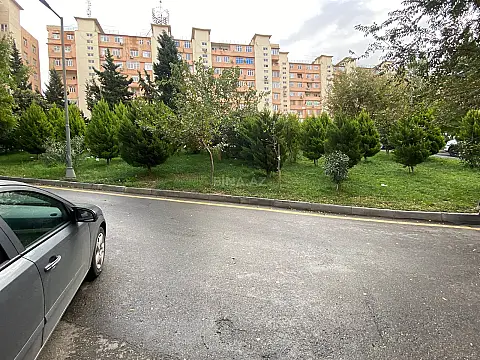 Satılır 4 otaqlı mənzil 100 m²