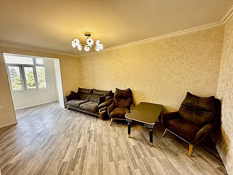 Satılır 2 otaqlı mənzil 48 m²